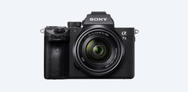Alpha 7 III con sensor de imagen full-frame de 35 mm Alpha 7 III con sensor de imagen full-frame de 35 mm