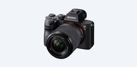 Alpha 7 III con sensor de imagen full-frame de 35 mm Alpha 7 III con sensor de imagen full-frame de 35 mm