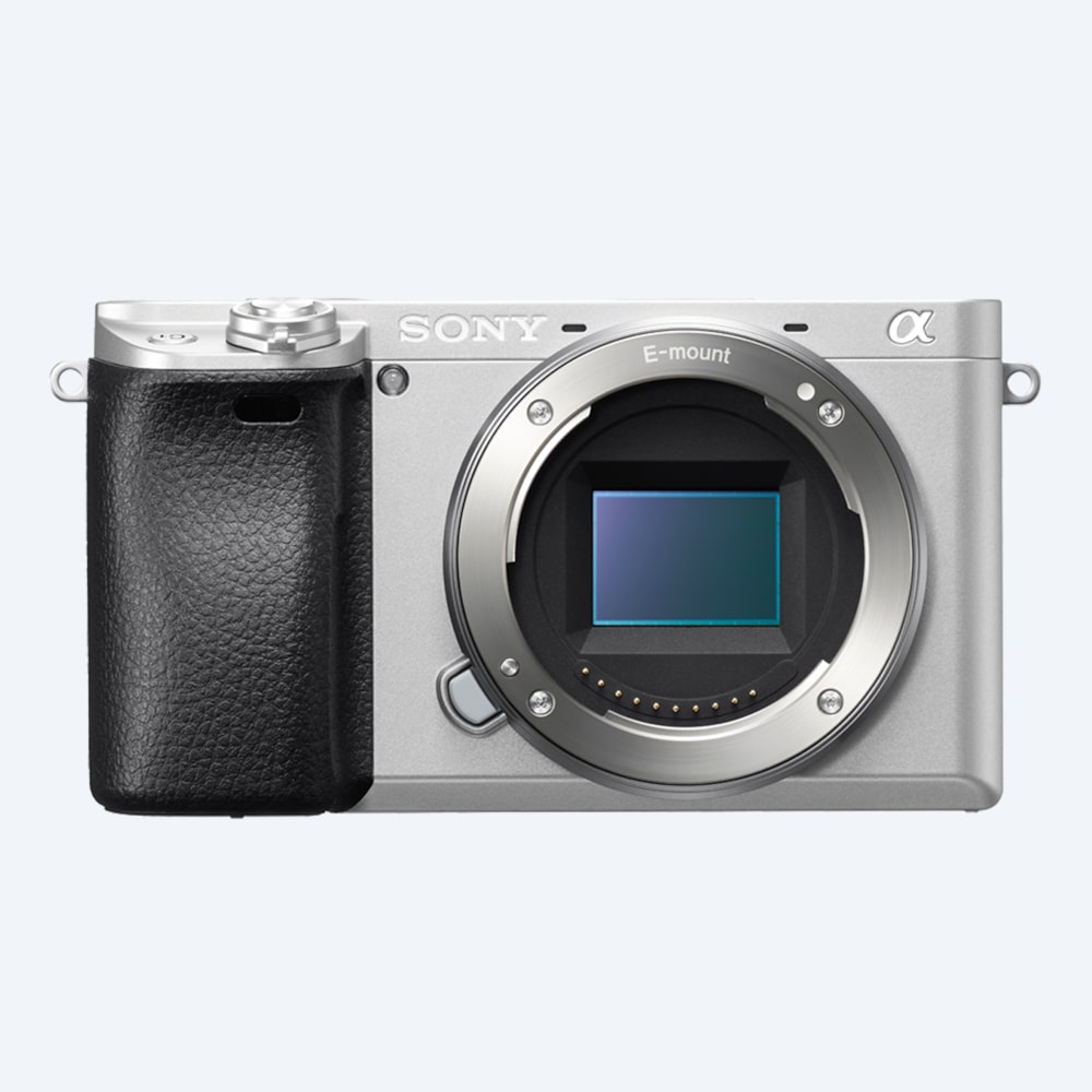 Cámara α6300 con montura E y sensor APS-C Cámara α6300 con montura E y sensor APS-C