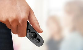 Logitech R500 - Control remoto para presentaciones - 3 botones - grafito