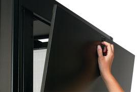 APC NetShelter SX Enclosure with Sides - Rack - negro - 42U - 19