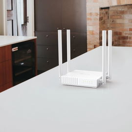 Router Inalámbrico doble banda AC, 2.4 GHz y 5 GHz Hasta 733 Mbps, 4 antenas externas omnidireccional, 4 Puertos LAN 10/100 Mbps, 1 Puerto WAN 10/100 Mbps