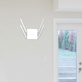 Router Inalámbrico doble banda AC, 2.4 GHz y 5 GHz Hasta 733 Mbps, 4 antenas externas omnidireccional, 4 Puertos LAN 10/100 Mbps, 1 Puerto WAN 10/100 Mbps