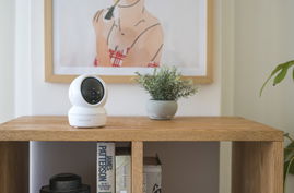 Mini Cámara IP PT 2 Megapixel / Seguimiento Inteligente / Grabación en la Nube / Audio de Dos Vías / Notificación Push / Ranura para Memoria / Uso en Interior Mini Cámara IP PT 2 Megapixel / Seguimiento Inteligente / Grabación en la Nube / Audio de Dos Vías / Notificación Push / Ranura para Memoria / Uso en Interior