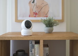 Mini Cámara IP PT 2 Megapixel / Seguimiento Inteligente / Grabación en la Nube / Audio de Dos Vías / Notificación Push / Ranura para Memoria / Uso en Interior Mini Cámara IP PT 2 Megapixel / Seguimiento Inteligente / Grabación en la Nube / Audio de Dos Vías / Notificación Push / Ranura para Memoria / Uso en Interior