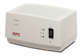 APC Line-R 600VA - Regulador automático de voltaje - CA 120 V - 600 VA - conectores de salida: 4 - beige - para P/N: AR106, AR106SH4, AR106SH6, AR109SH4, AR109SH6, AR112, AR112SH4, AR112SH6