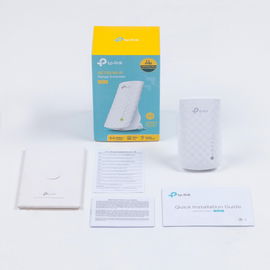 Repetidor / Extensor de Cobertura WiFi AC, 750 Mbps, doble banda 2.4 GHz y 5 GHz, con 1 puerto 10/100 Mbps
